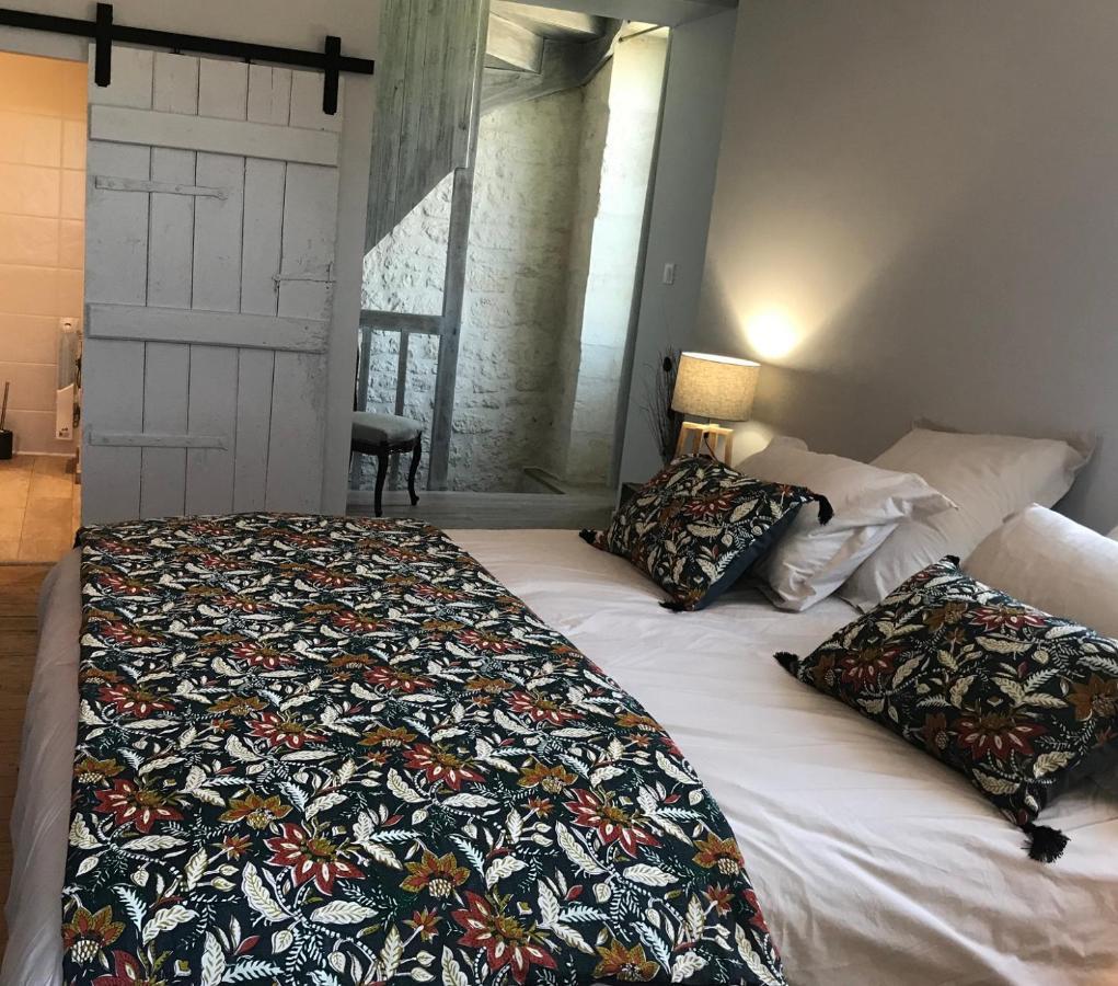 Logis De Pierre Levee Bed & Breakfast Bessines Luaran gambar