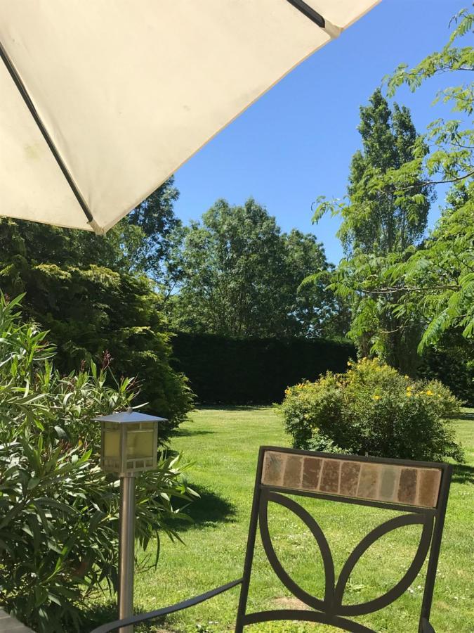 Logis De Pierre Levee Bed & Breakfast Bessines Luaran gambar